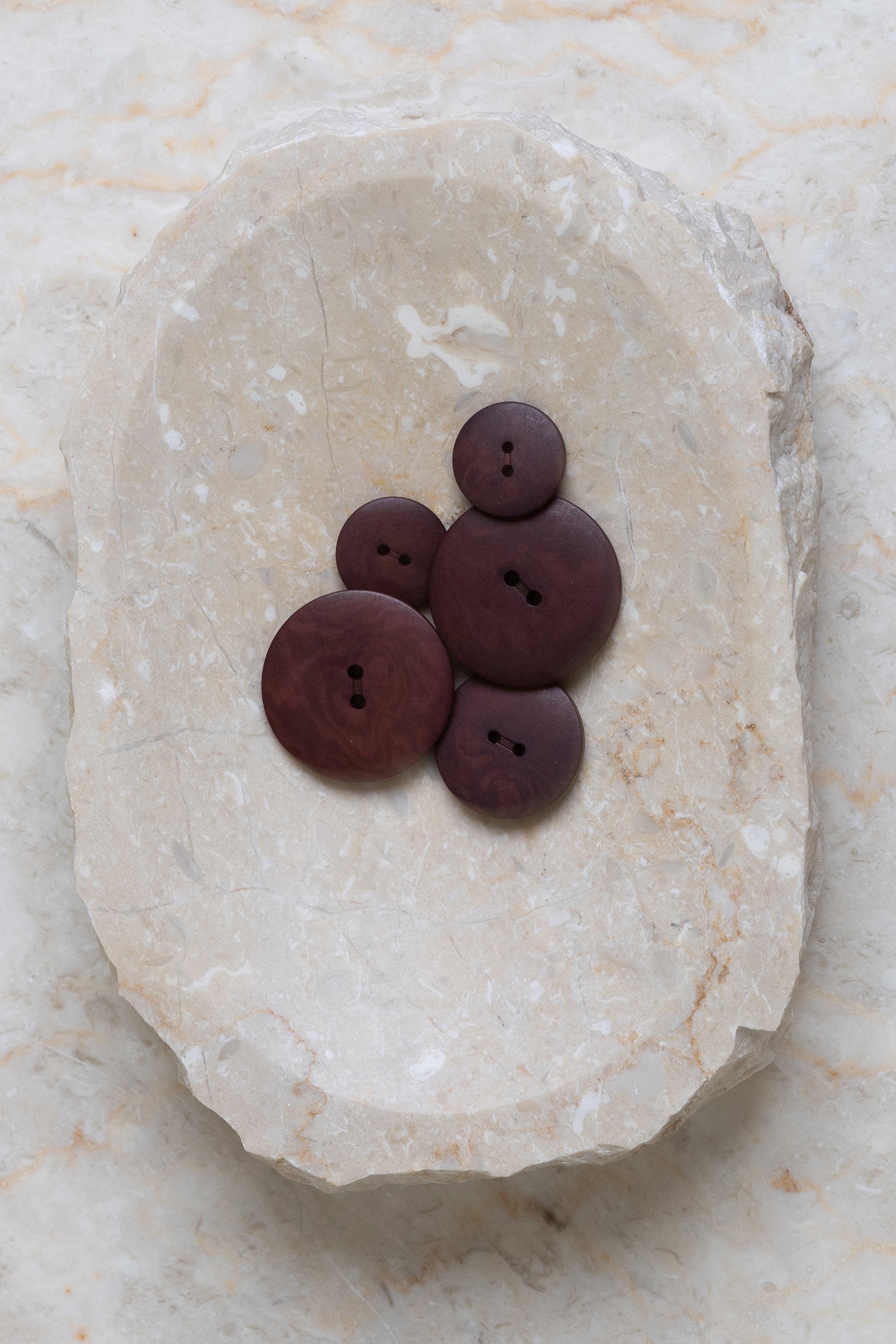 Palm Buttons - Rust / Crispy Brownie