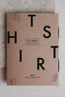 Patron T-Shirt Pochette – étui kraft imprimé LE T-SHIRT, couverture packaging – Atelier Brunette