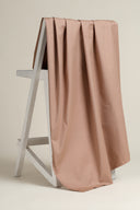 Tissu coton chino stretch nude rosé au mètre – doux et extensible – Atelier Brunette
