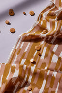 Tissu Imany imprimé caramel noisette au mètre – fluide et original – Atelier Brunette