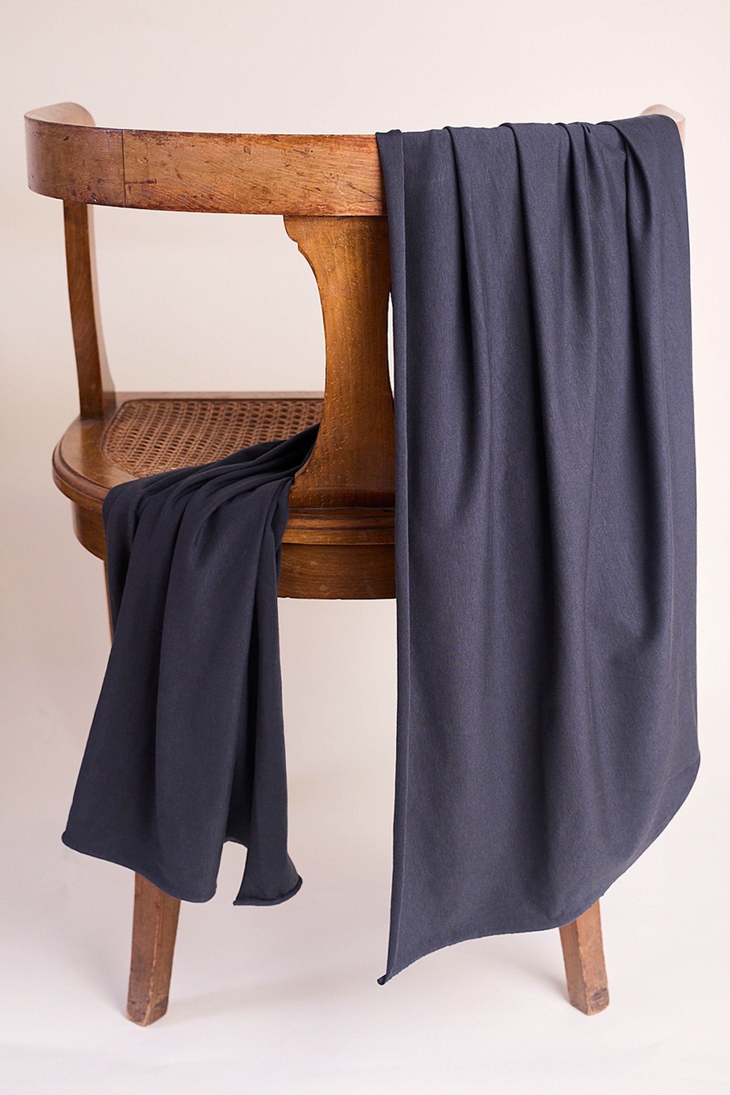 Tissu "Jersey Modal Deep Charcoal"