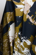 Tissu Mira viscose imprimé bleu nuit indigo au mètre – fluide et délicat – Atelier Brunette