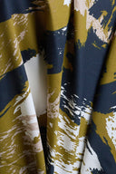 Tissu Mira viscose imprimé bleu nuit indigo au mètre – fluide et délicat – Atelier Brunette